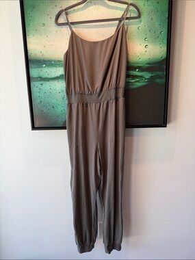 Sleeveless Olive Jumpsuit with Elastic Waist